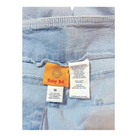 Ruby Rd Capri jeans - Picture 4 of 4